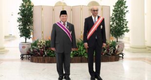 Menhan-Prabowo-Subianto-Mendapat-Penghargaan-Dari-Presiden-Singapura